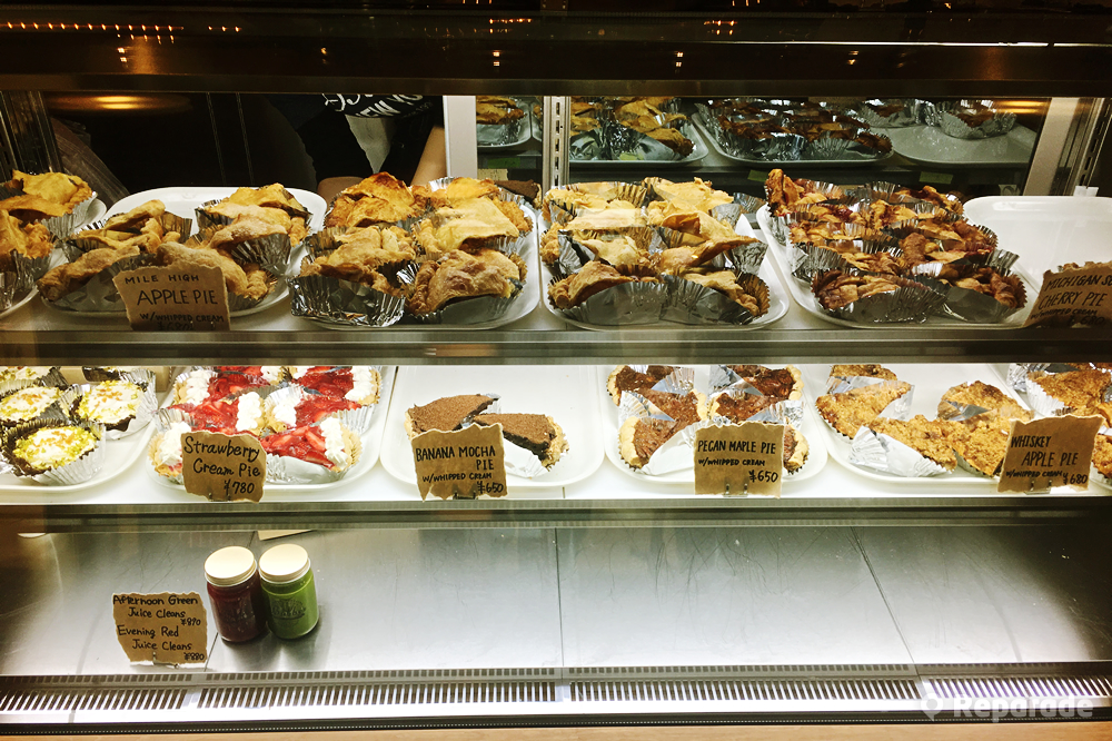 Bubby's（バビーズ）吉祥寺の店頭のケーキ