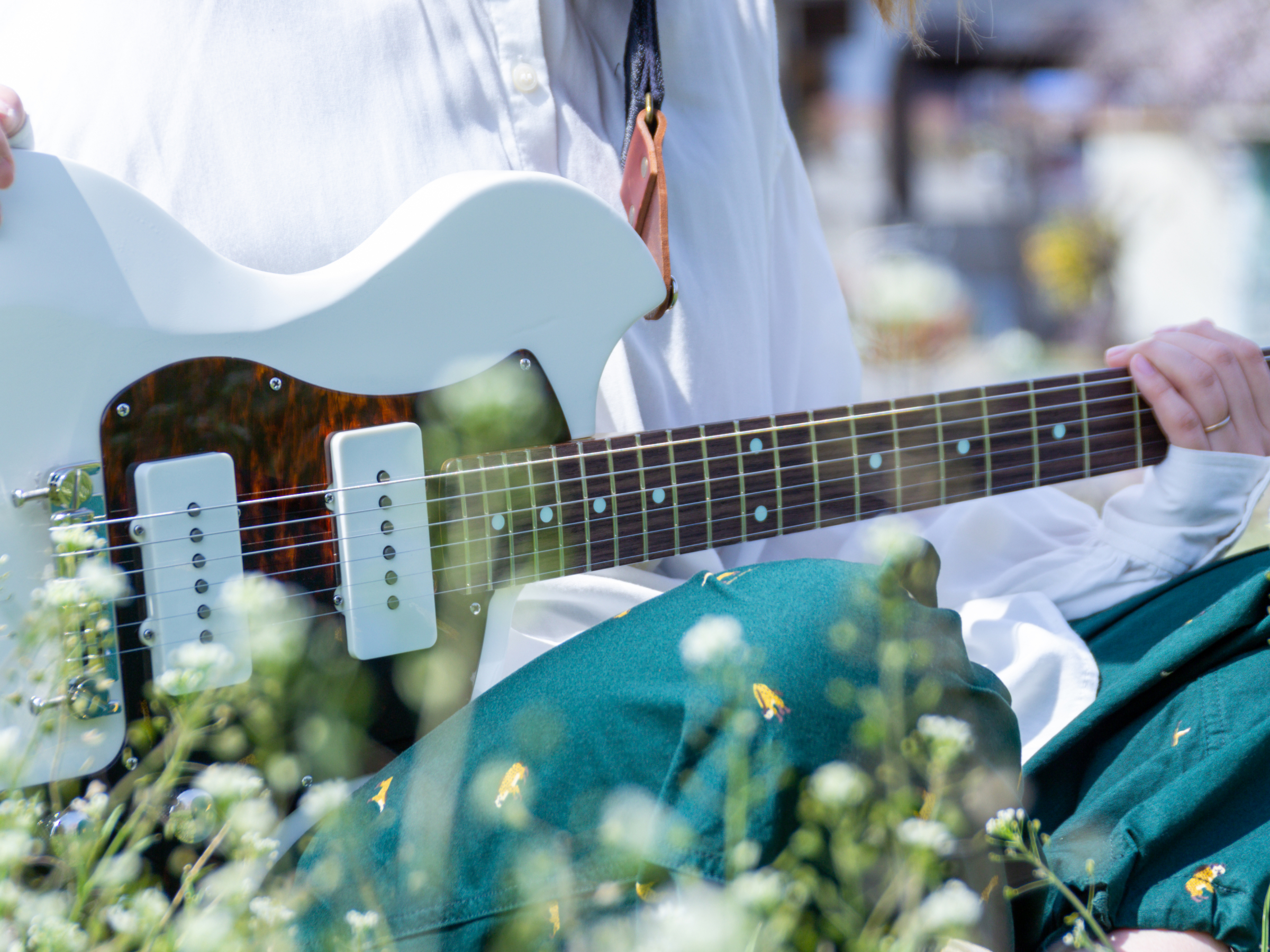 Ghostron Guitars